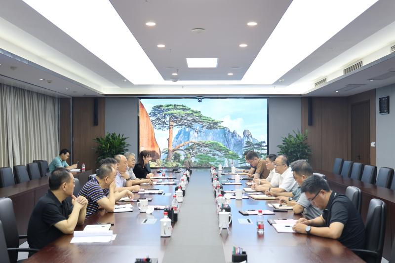 合肥市包河區(qū)區(qū)委副書記、區(qū)長李煒一行到公司調(diào)研